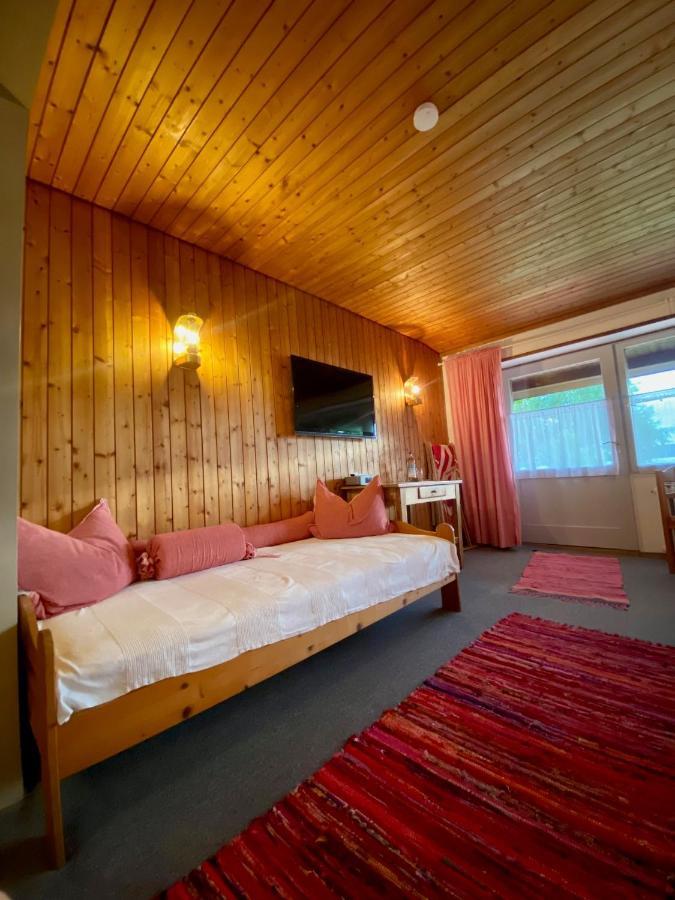 Lago Mio - Pension Am See - Bei Uns Verbringt Ihr Eine Wundervolle Zeit Direkt Am Wasser Worthsee Exterior photo