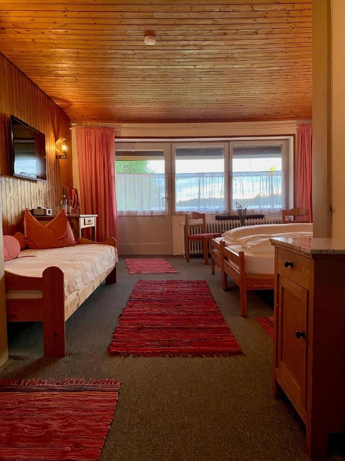 Lago Mio - Pension Am See - Bei Uns Verbringt Ihr Eine Wundervolle Zeit Direkt Am Wasser Worthsee Exterior photo