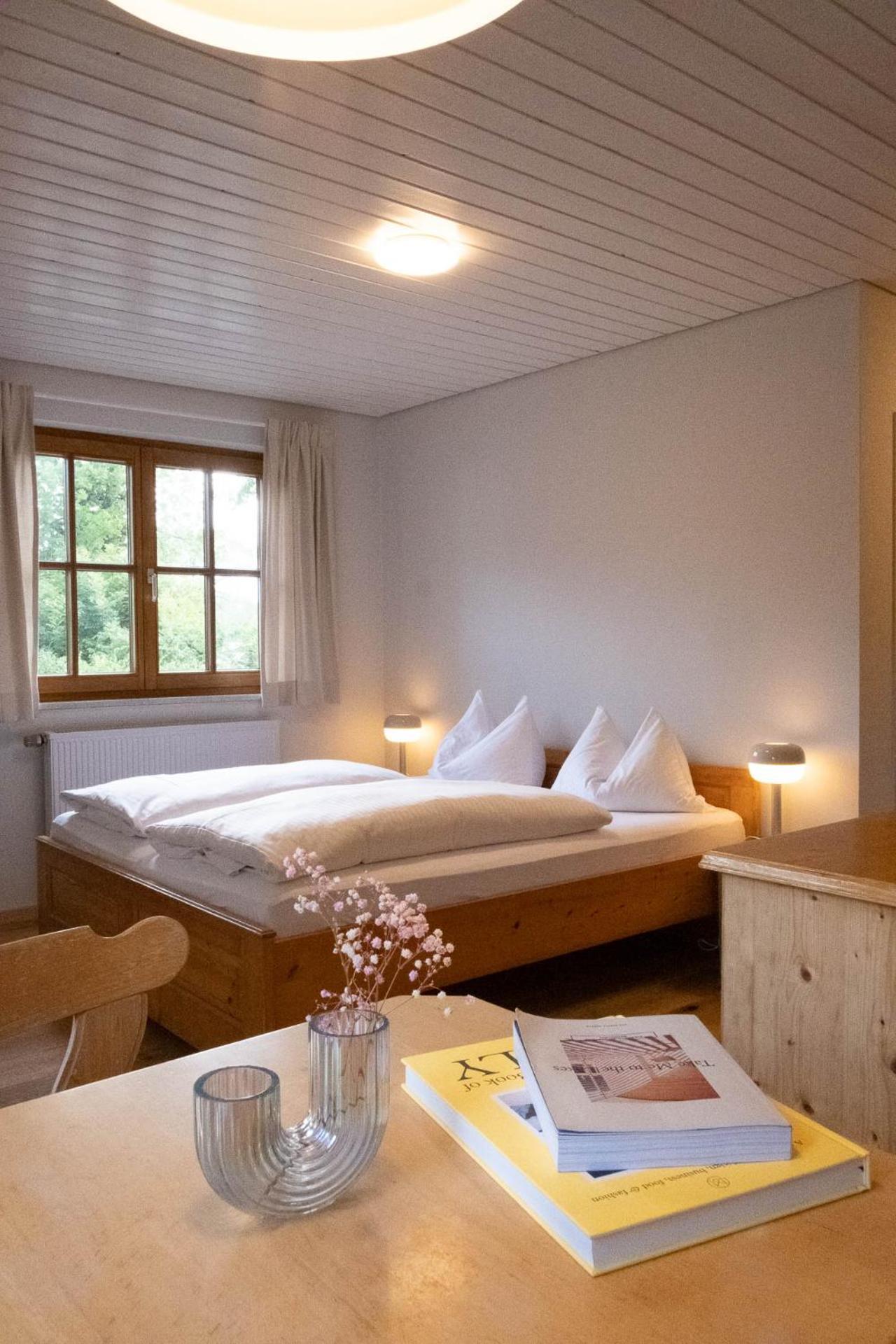Lago Mio - Pension Am See - Bei Uns Verbringt Ihr Eine Wundervolle Zeit Direkt Am Wasser Worthsee Exterior photo